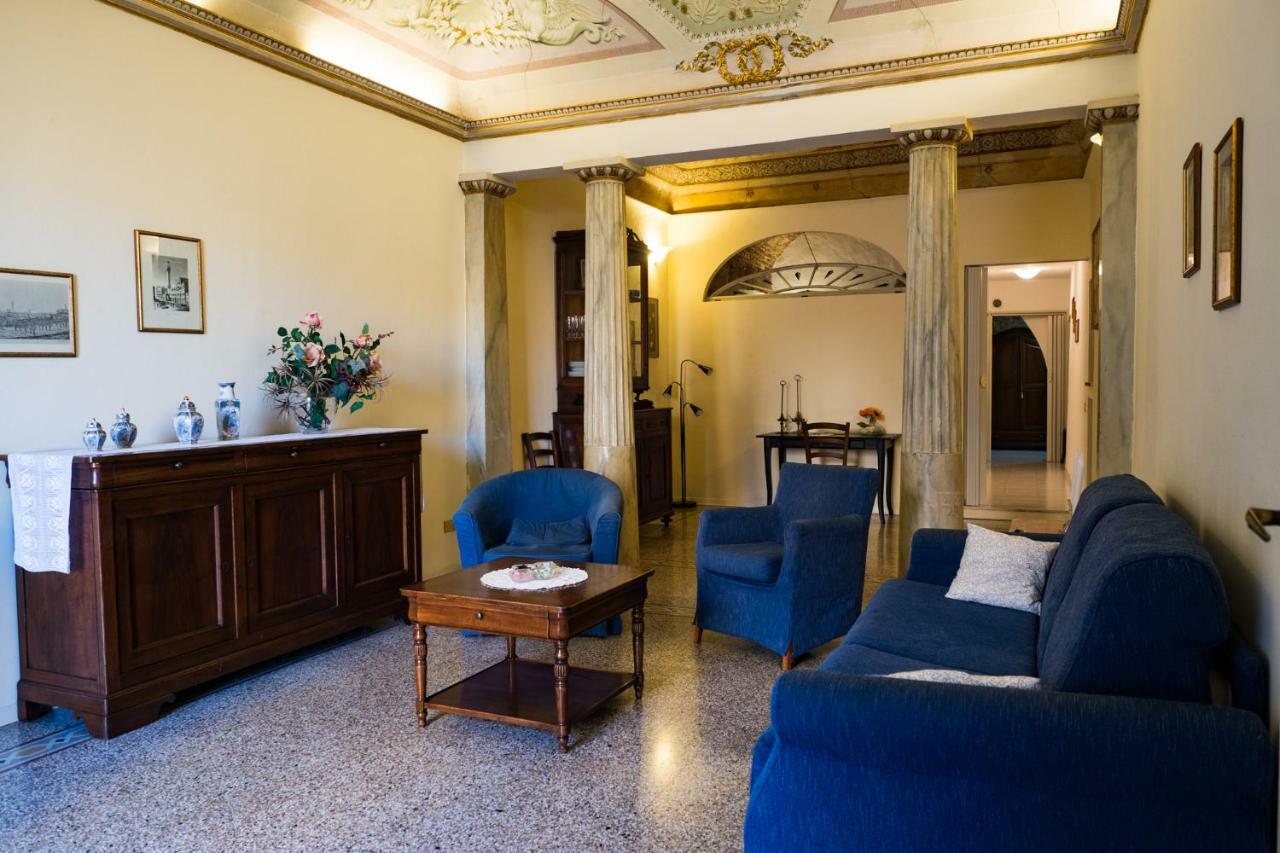 Residenza D'Epoca " Il Campo" By Francigenaapartments Siena Zewnętrze zdjęcie